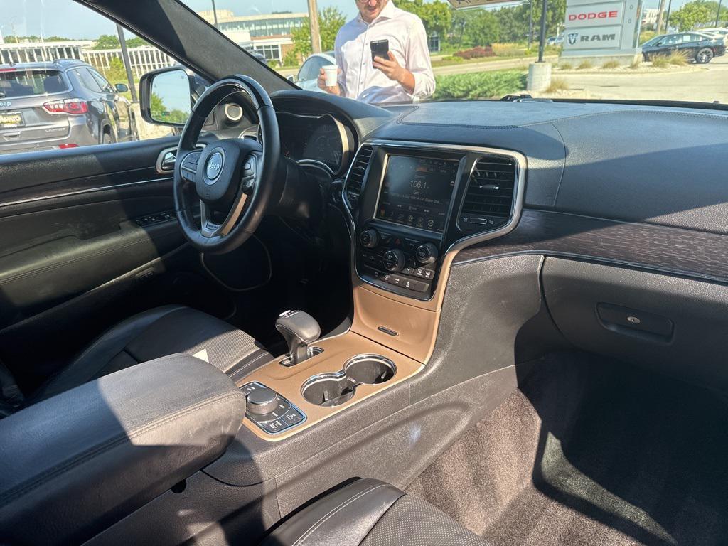 used 2015 Jeep Grand Cherokee car, priced at $13,905
