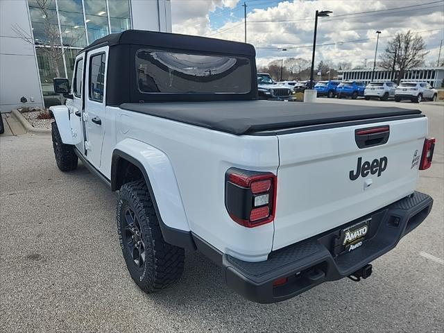 new 2024 Jeep Gladiator car, priced at $43,932