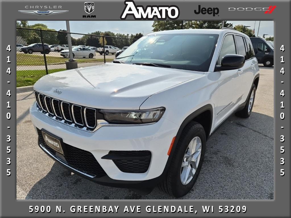 new 2025 Jeep Grand Cherokee car, priced at $38,054