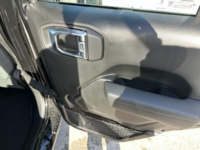 new 2026 Jeep Wrangler car, priced at $40,657