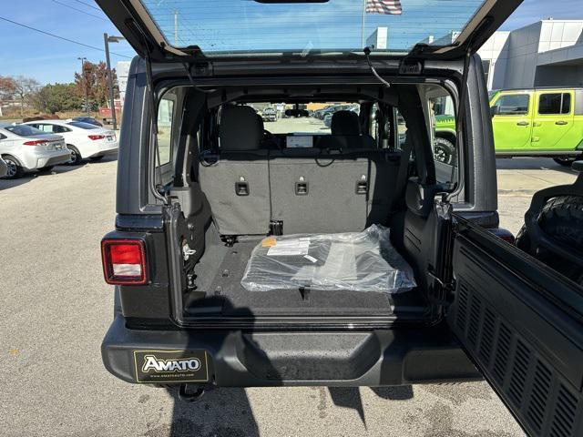 new 2026 Jeep Wrangler car, priced at $40,657