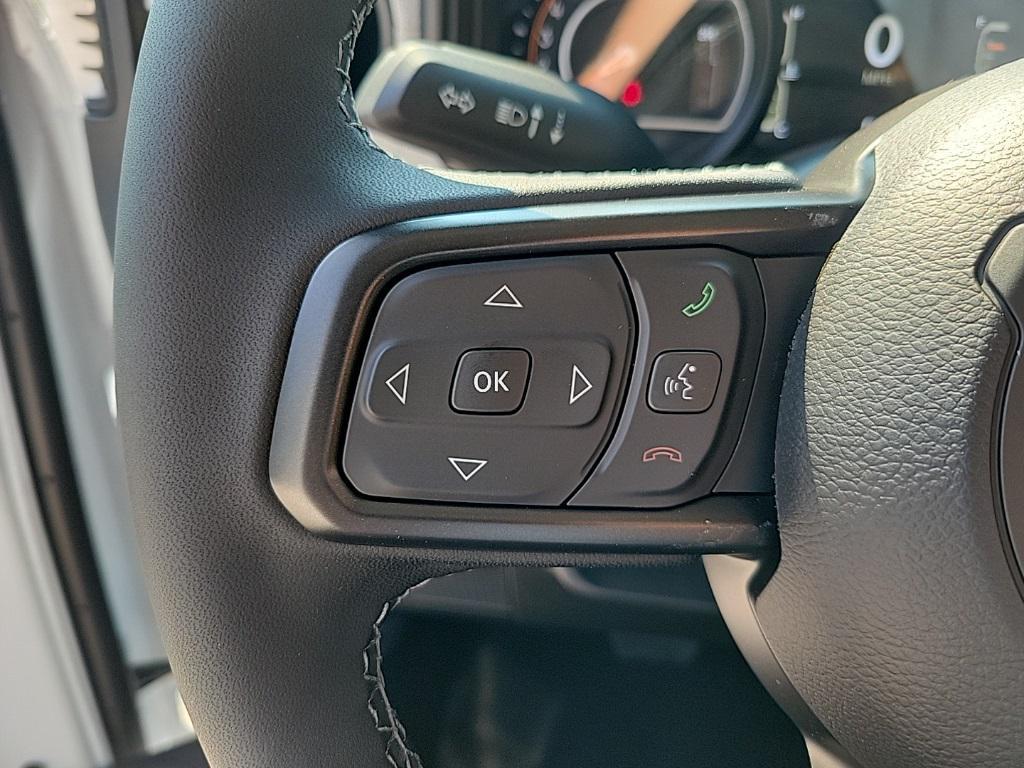 new 2025 Jeep Wrangler car, priced at $46,952