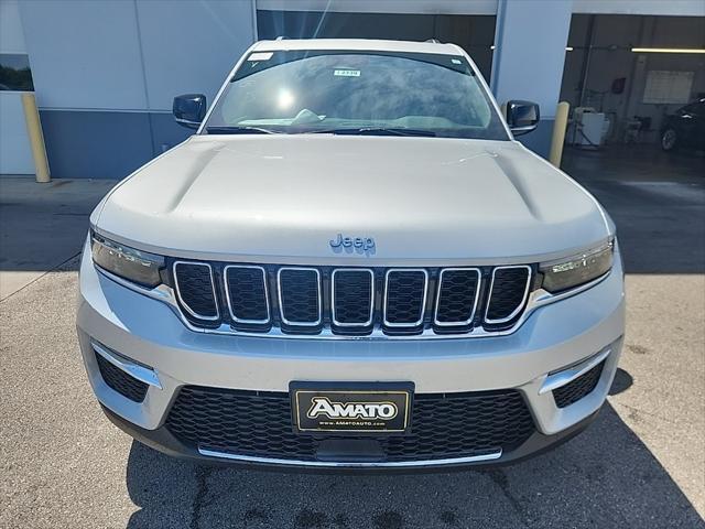 new 2024 Jeep Grand Cherokee car, priced at $46,026