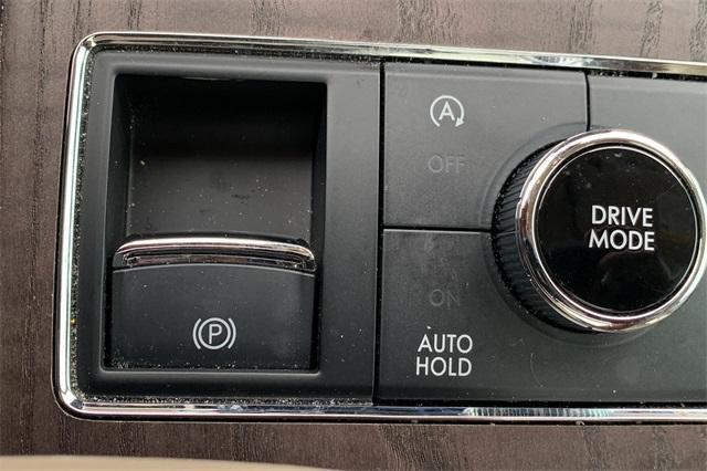 used 2024 Lincoln Navigator L car, priced at $73,000