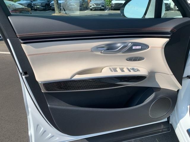 new 2026 Genesis GV70 car