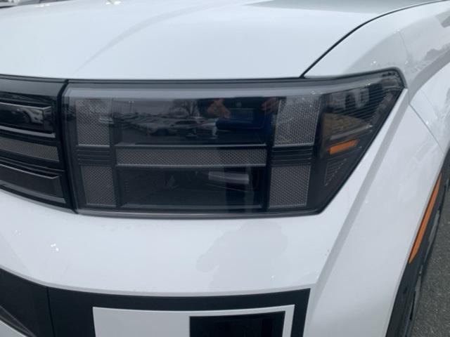 new 2025 Hyundai SANTA FE HEV car, priced at $44,131