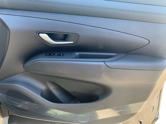 new 2025 Hyundai TUCSON Hybrid car, priced at $36,212