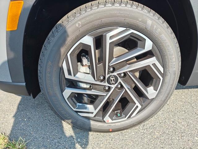 new 2025 Hyundai Tucson car, priced at $38,946