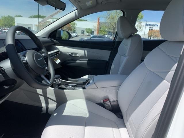 new 2025 Hyundai Tucson car, priced at $28,198