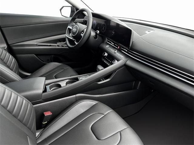 new 2025 Hyundai Elantra car, priced at $27,604