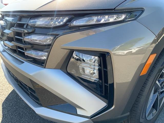 new 2025 Hyundai TUCSON Hybrid car, priced at $36,285