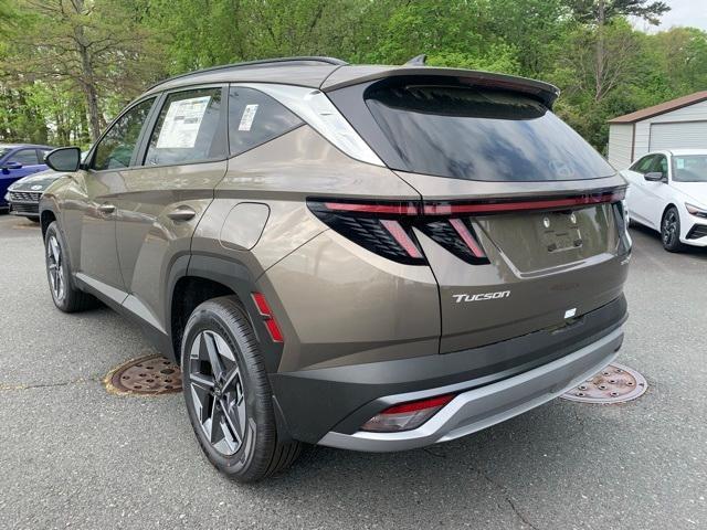 new 2025 Hyundai TUCSON Hybrid car, priced at $36,314