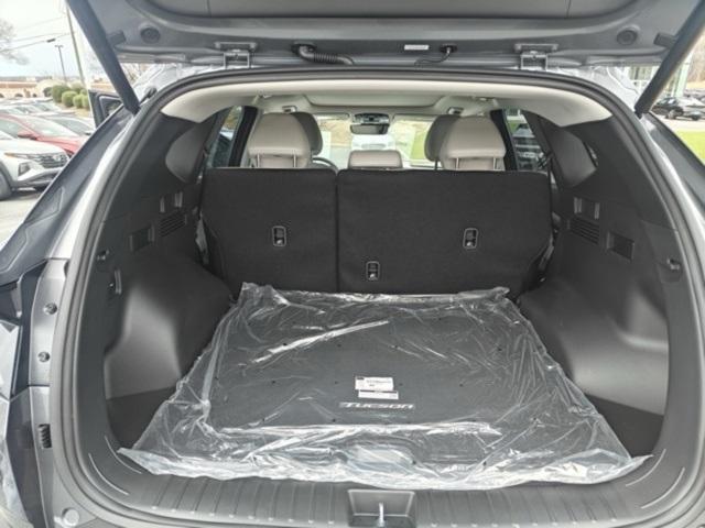 new 2025 Hyundai TUCSON Hybrid car, priced at $36,212