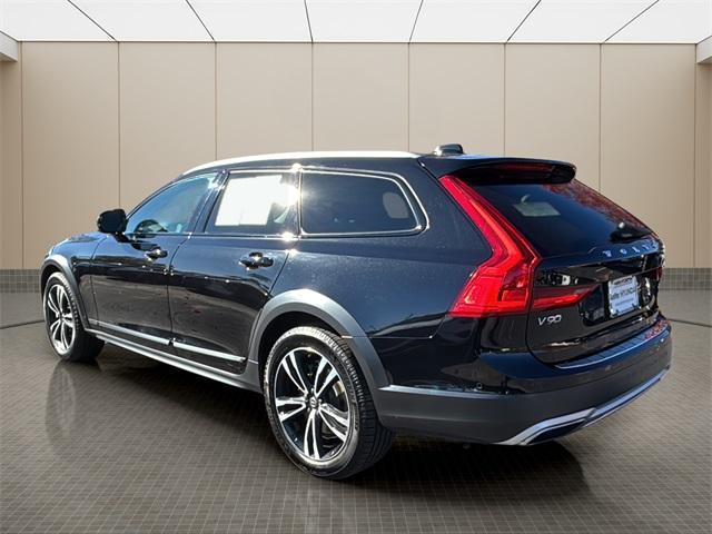 used 2018 Volvo V90 Cross Country car, priced at $23,000
