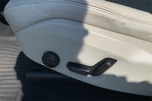 used 2021 Volvo XC90 Recharge Plug-In Hybrid car, priced at $31,778