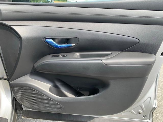 new 2025 Hyundai TUCSON Hybrid car, priced at $36,314