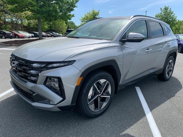 new 2025 Hyundai TUCSON Hybrid car, priced at $36,314