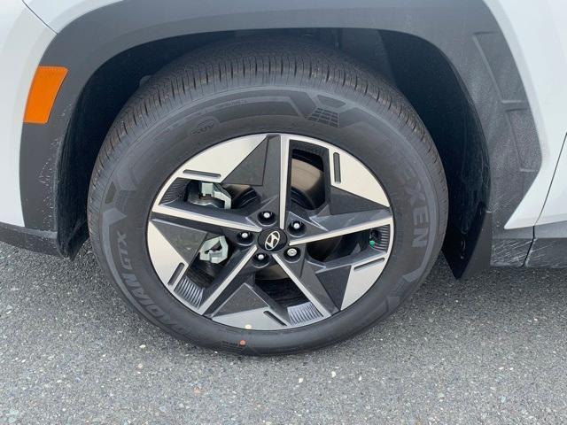 new 2025 Hyundai Tucson car, priced at $30,584