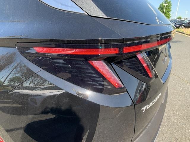 new 2025 Hyundai TUCSON Hybrid car, priced at $36,152