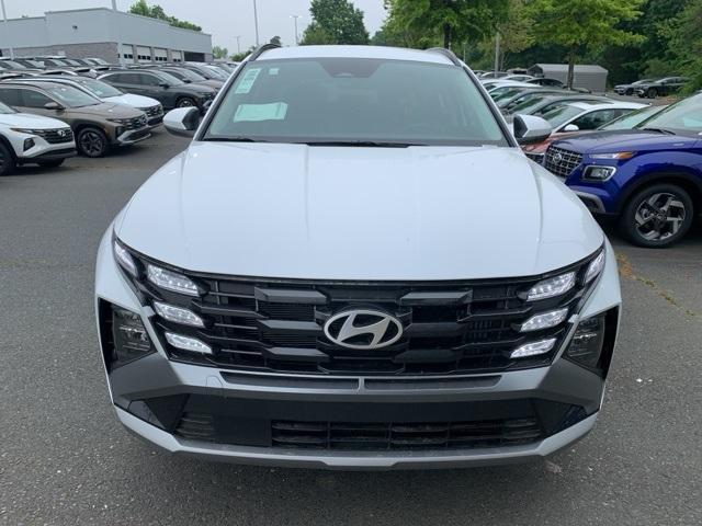 new 2025 Hyundai TUCSON Hybrid car, priced at $33,637