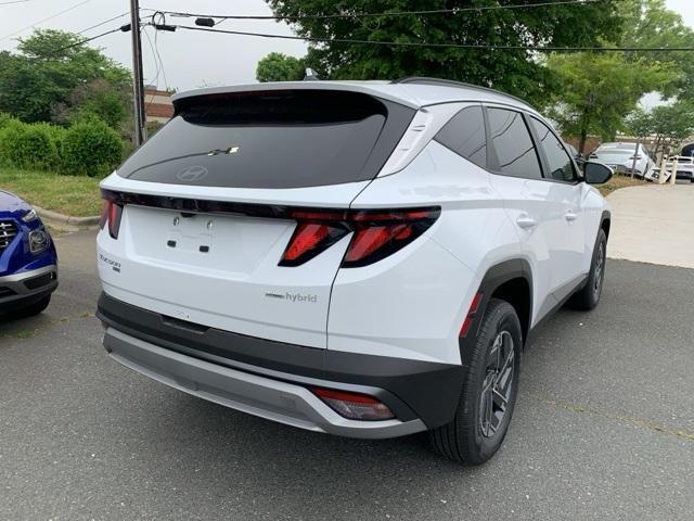 new 2025 Hyundai TUCSON Hybrid car, priced at $33,637
