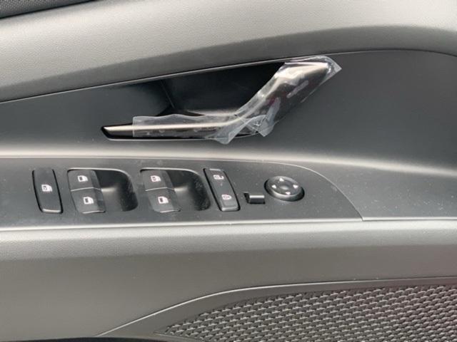 new 2025 Hyundai Elantra car, priced at $23,589