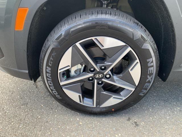 new 2025 Hyundai TUCSON Hybrid car, priced at $34,462