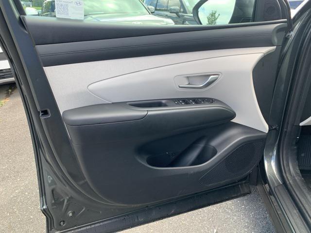 new 2025 Hyundai TUCSON Hybrid car, priced at $34,462