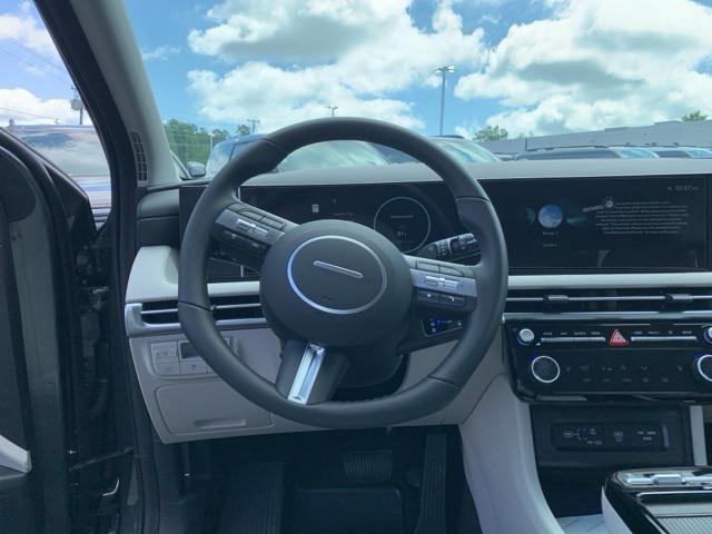 new 2025 Hyundai TUCSON Hybrid car, priced at $34,462