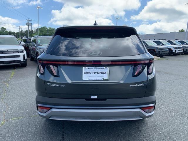 new 2025 Hyundai TUCSON Hybrid car, priced at $34,462