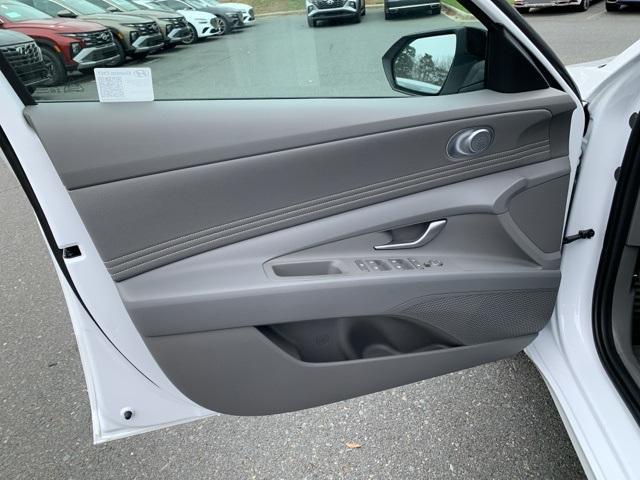 new 2025 Hyundai Elantra car, priced at $23,392