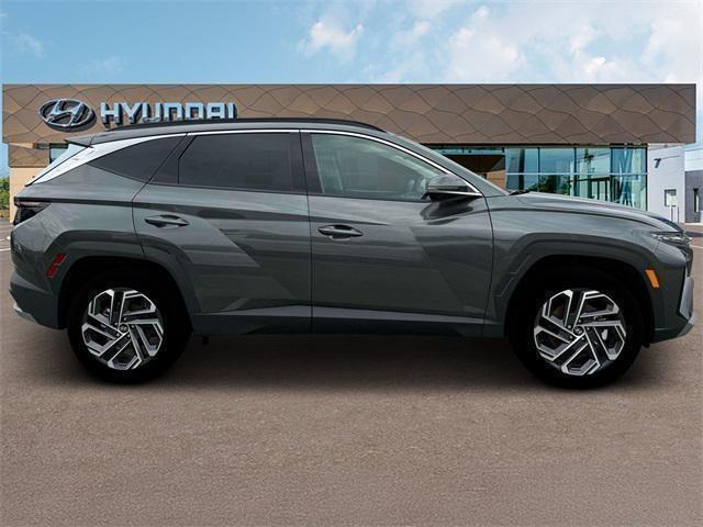 new 2025 Hyundai TUCSON Hybrid car, priced at $39,654