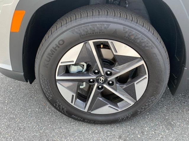 new 2025 Hyundai Tucson car, priced at $30,727
