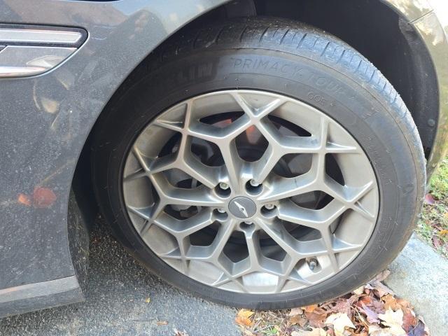 used 2021 Genesis G80 car, priced at $28,200