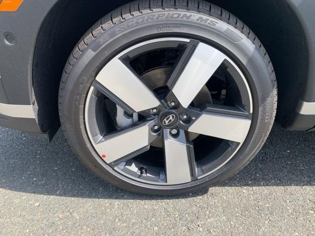 new 2025 Hyundai Santa Fe car, priced at $41,411