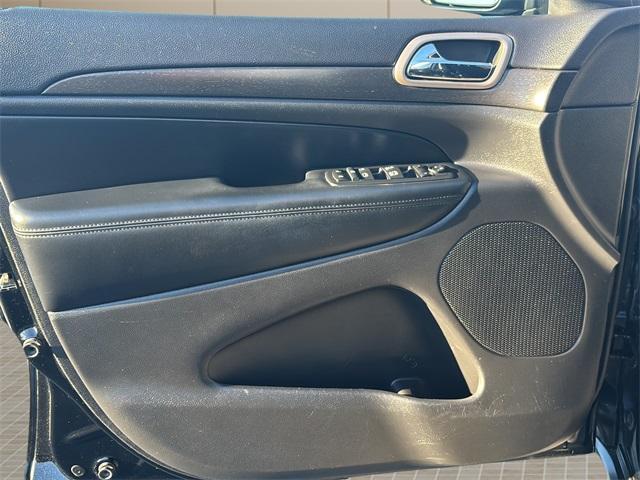 used 2017 Jeep Grand Cherokee car, priced at $14,000