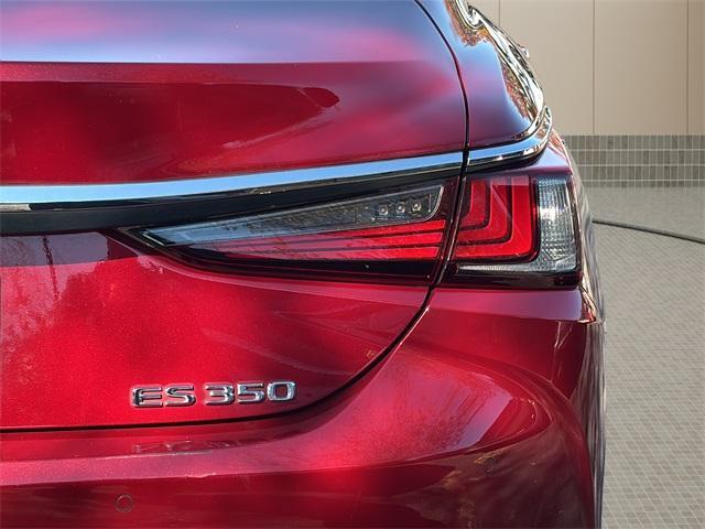 used 2019 Lexus ES 350 car, priced at $27,300