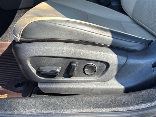 used 2019 Lexus ES 350 car, priced at $27,300