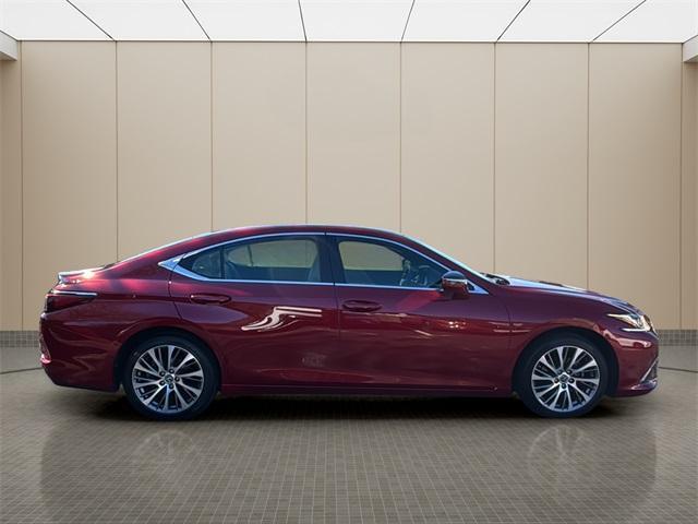 used 2019 Lexus ES 350 car, priced at $27,300