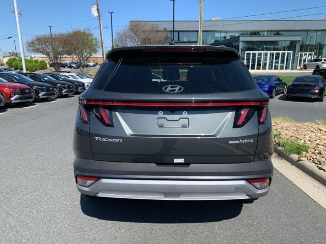 new 2025 Hyundai TUCSON Hybrid car, priced at $36,314