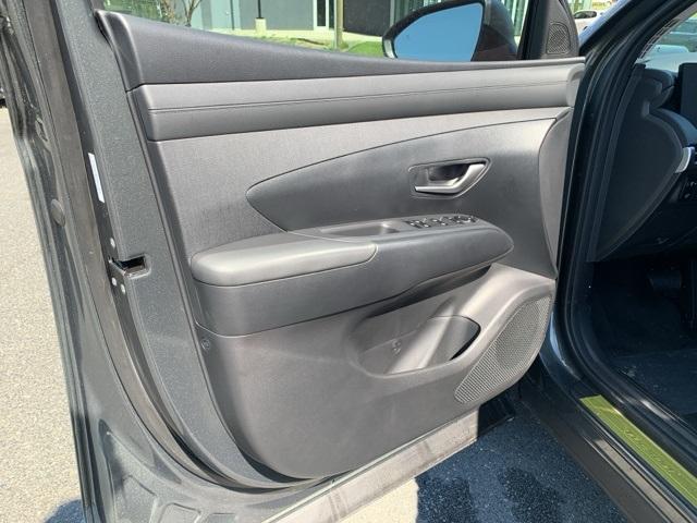 new 2025 Hyundai TUCSON Hybrid car, priced at $36,314