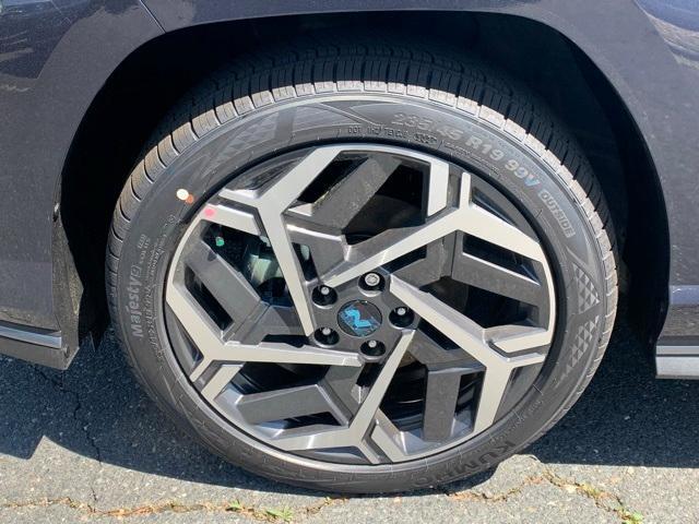 new 2025 Hyundai Kona car, priced at $28,595