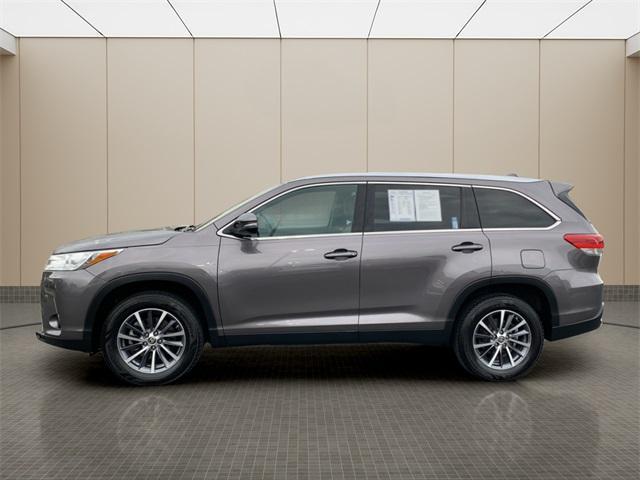 used 2019 Toyota Highlander car, priced at $21,600