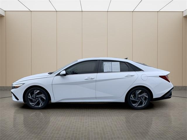 used 2025 Hyundai Elantra car, priced at $22,300