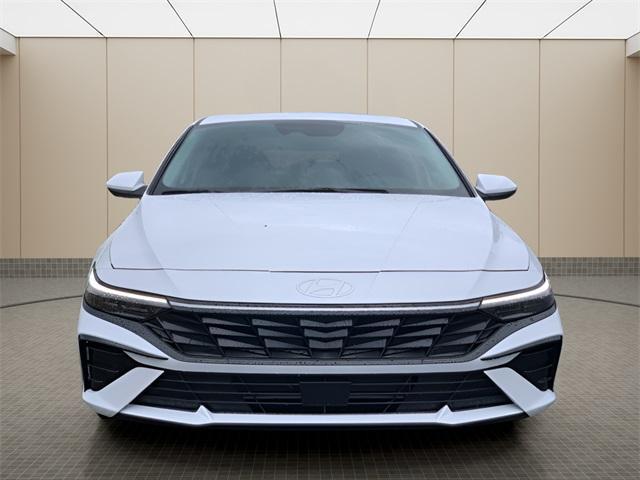 used 2025 Hyundai Elantra car, priced at $22,300