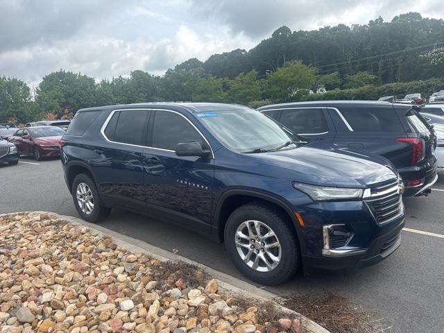used 2023 Chevrolet Traverse car, priced at $28,300