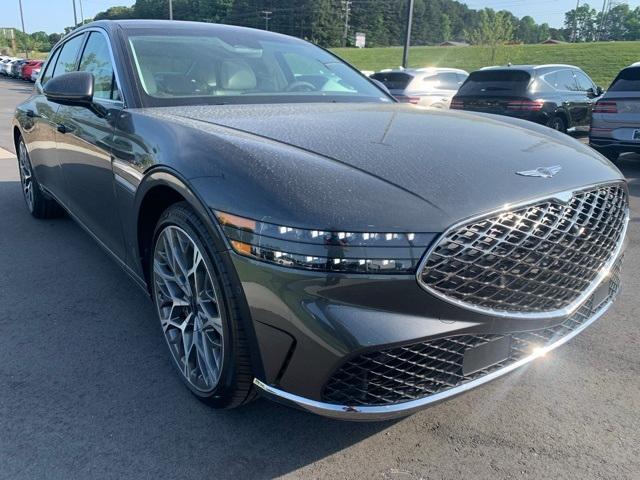 new 2025 Genesis G90 car, priced at $99,100