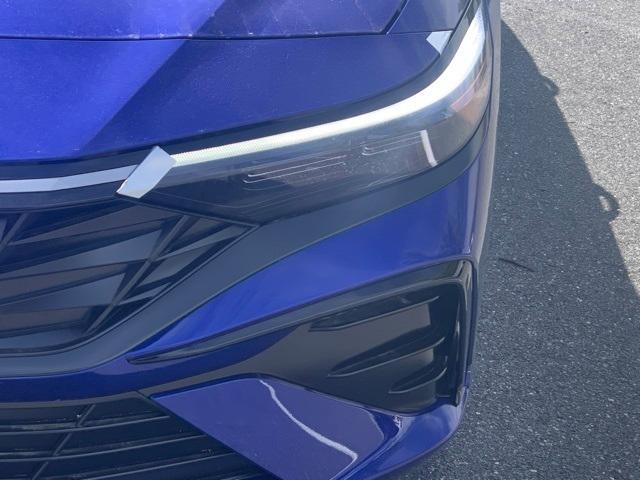 new 2025 Hyundai Elantra car, priced at $26,581