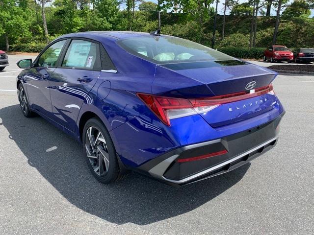 new 2025 Hyundai Elantra car, priced at $26,581