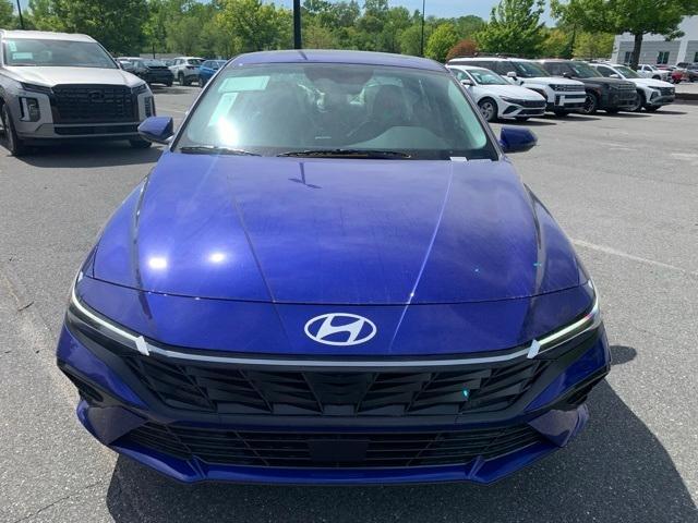 new 2025 Hyundai Elantra car, priced at $26,581